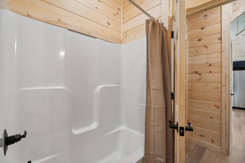 Baby Bear Den Villa Гетлинбург Екстериор снимка