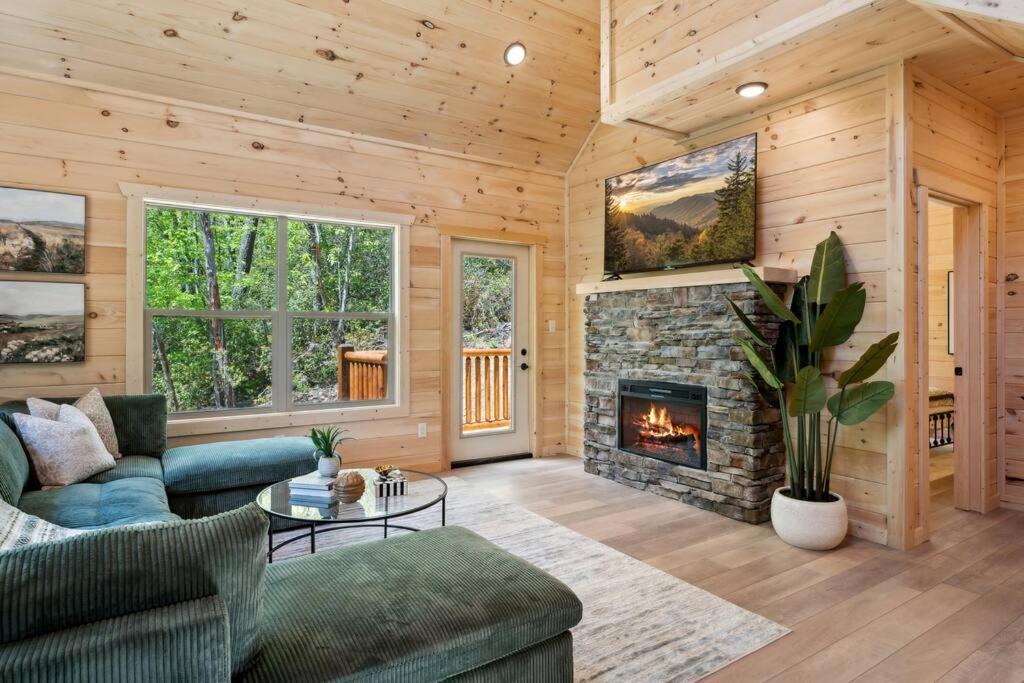 Baby Bear Den Villa Гетлинбург Екстериор снимка